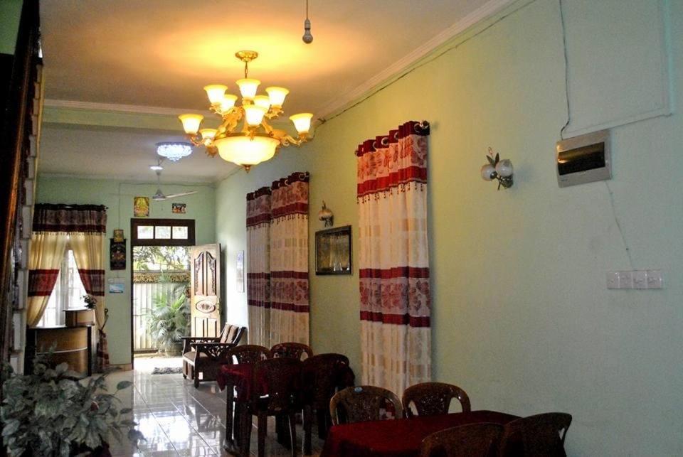 Sri Guest House Badulla Exteriör bild